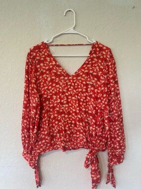 Boho, Folklore Blu Pepper Red Floral V-Neck Tie-Hem Blouse